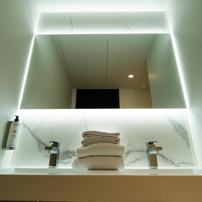 Hotel et Spa Des Beaux-Arts, a member of Radisson Individuals - Petite Chambre Confortable - 3