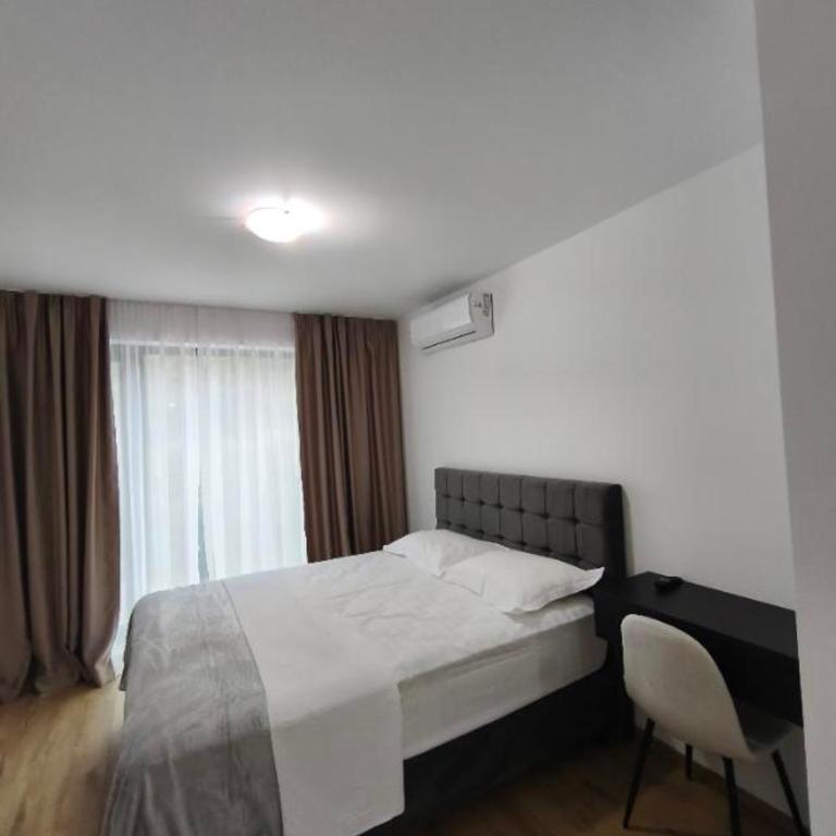 Sound of Silence Apartments - Studio - 1