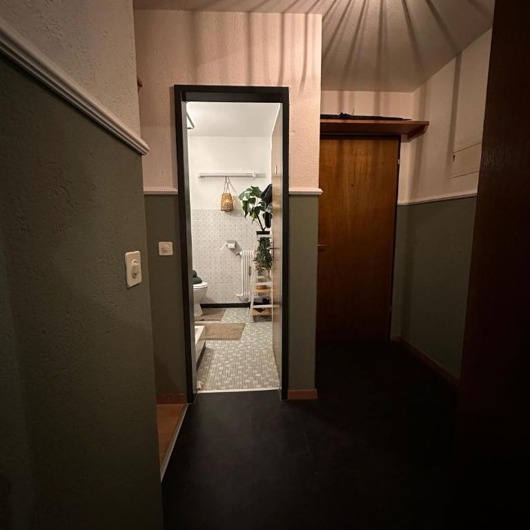 Family Home Base near Saas Fee with Mountain View - Apartment mit 2 Schlafzimmern und Balkon - 33