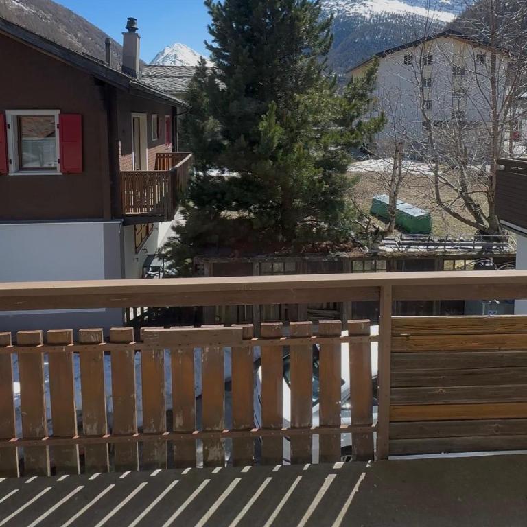Family Home Base near Saas Fee with Mountain View - Apartment mit 2 Schlafzimmern und Balkon - 23