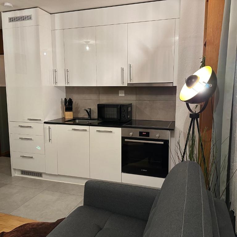Family Home Base near Saas Fee with Mountain View - Apartment mit 2 Schlafzimmern und Balkon - 7