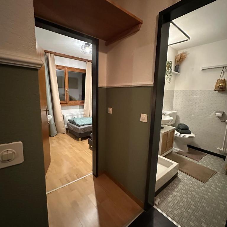 Family Home Base near Saas Fee with Mountain View - Apartment mit 2 Schlafzimmern und Balkon - 47