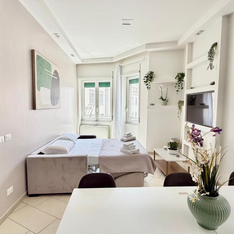 Elegant 2BR in central Naples - Superior Apartment with City View - 35