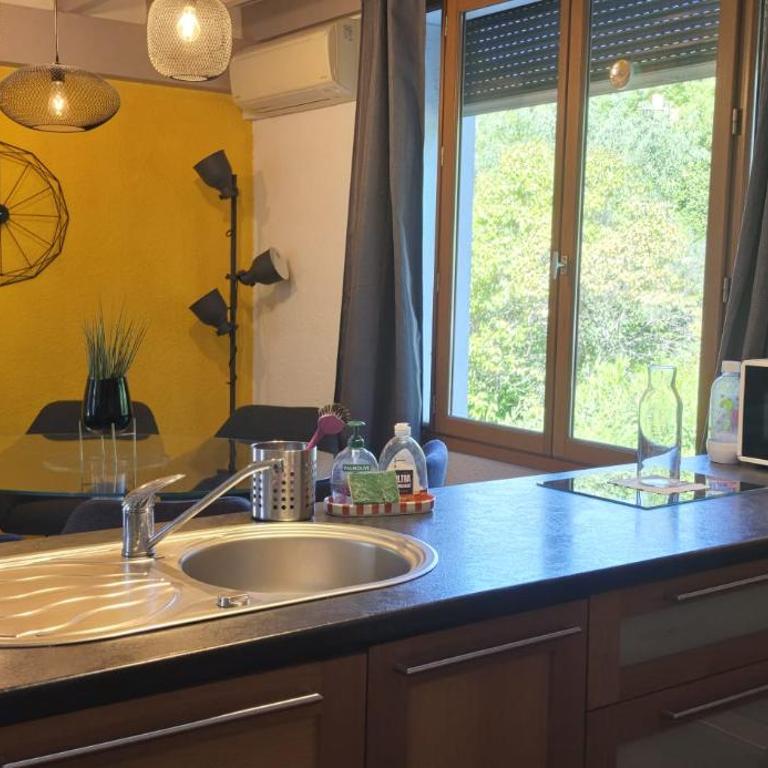Bel appart pour 6 p, clim, parking et terrasse - Appartement 3 Chambres - 20