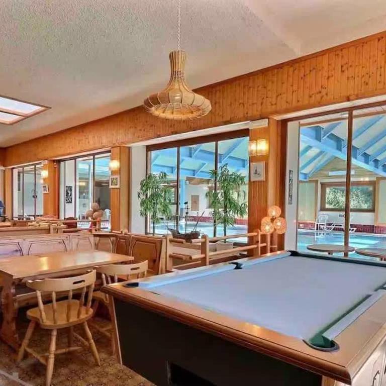 3BR Central Pool Sauna Gym & Views - Appartement - 42