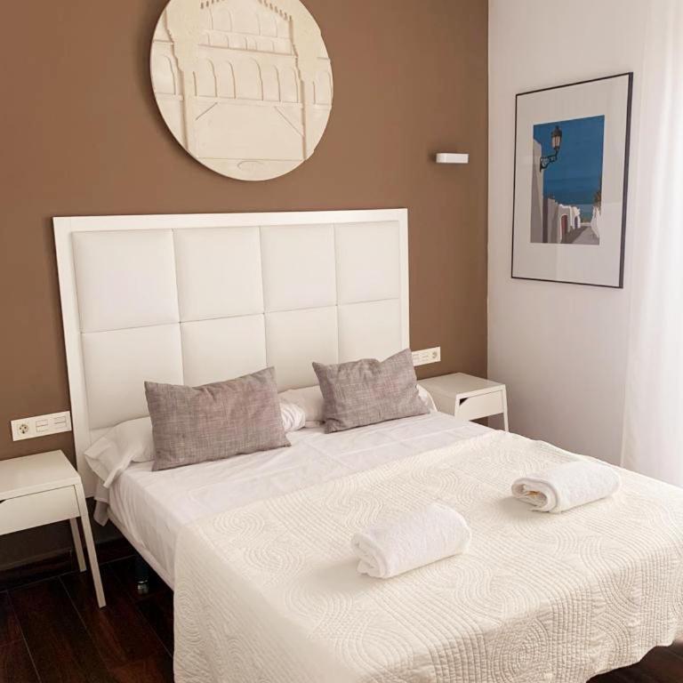 Apartamentos Caballerizas con parking gratuito - One-Bedroom Apartment with Patio and Parking - 25