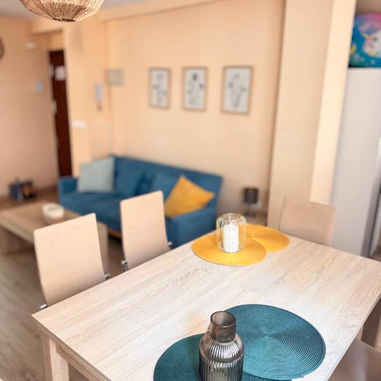 ALICANTE CENTER CITY By SUNSET - Two-Bedroom Apartment with City View - 24