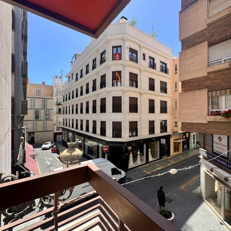 ALICANTE CENTER CITY By SUNSET - Two-Bedroom Apartment with City View - 26