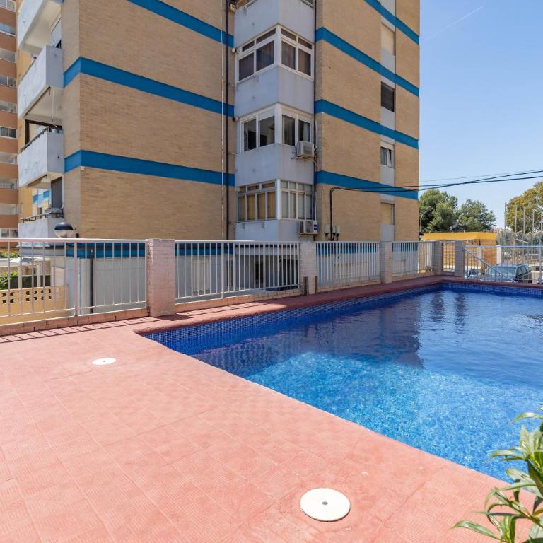 Isola Beachside Apartment - Three-Bedroom Apartment - 44