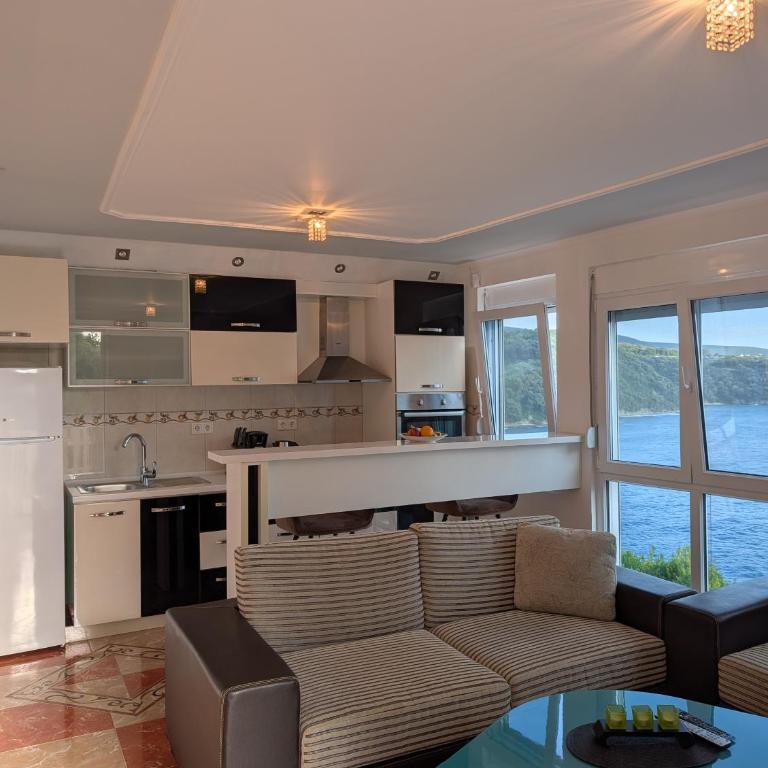 Villa Apartmani Anja - Apartman sa Balkonom - 5