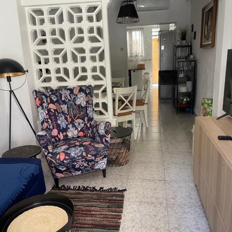 Holiday House - Casa de Sylvia - Casa de 4 dormitorios - 4