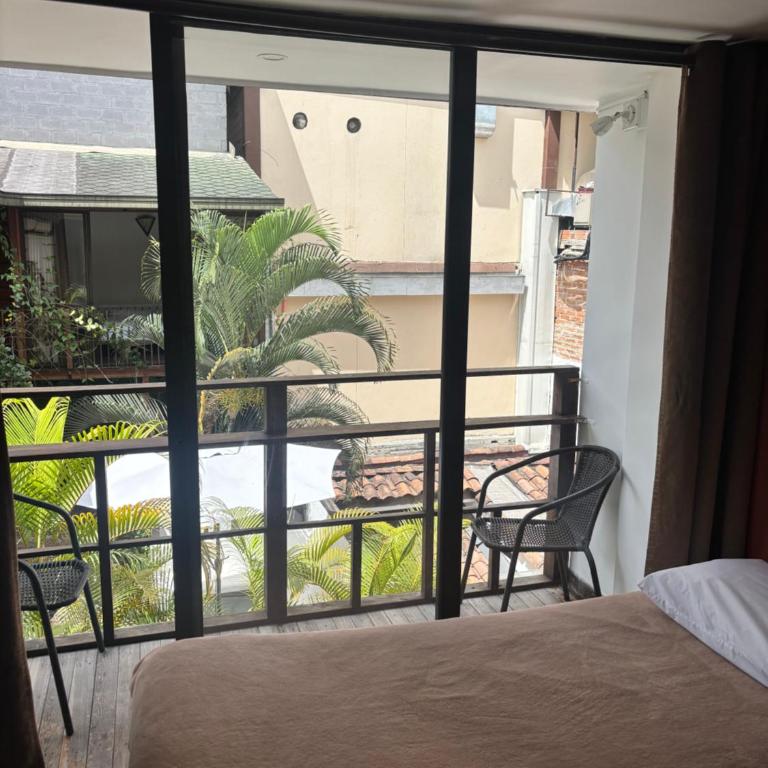 Casa Kiwi Hostel - Habitación Doble con baño privado - 2 camas - 1
