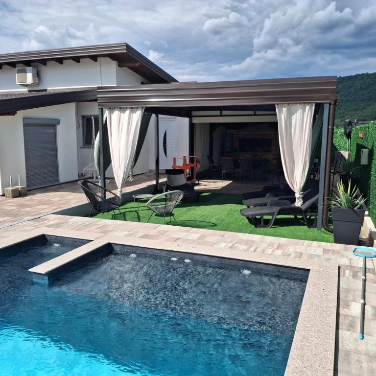 Holiday Home Emma - Maison 3 Chambres - 58