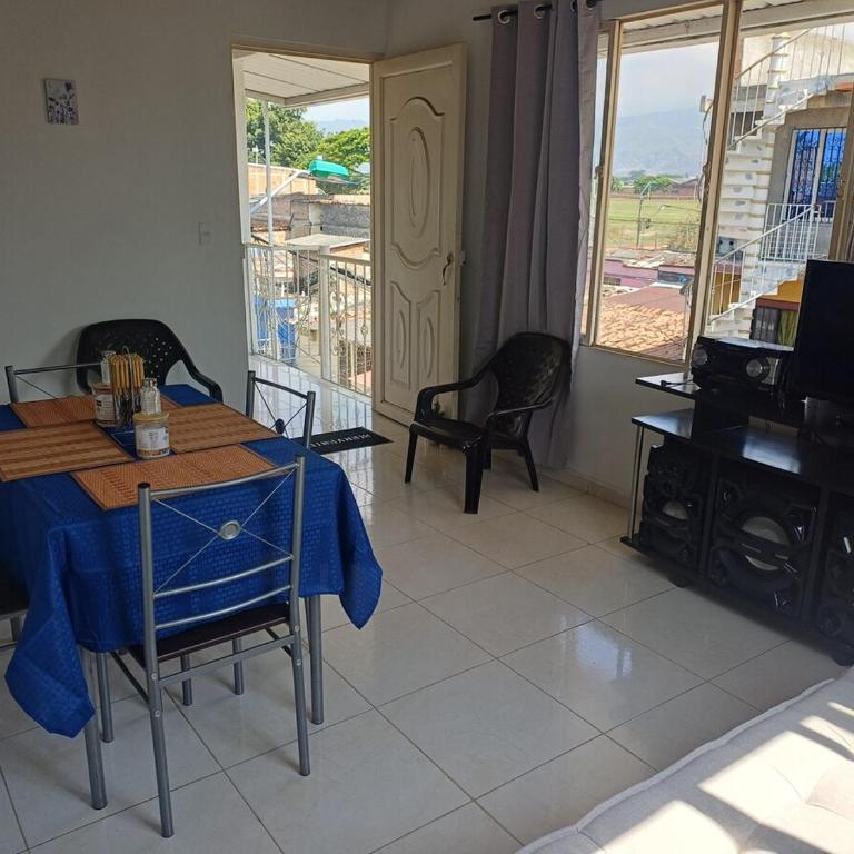 Lion Family House-Acogedor apartamento-3er piso - Apartamento de 2 dormitorios con vistas - 5