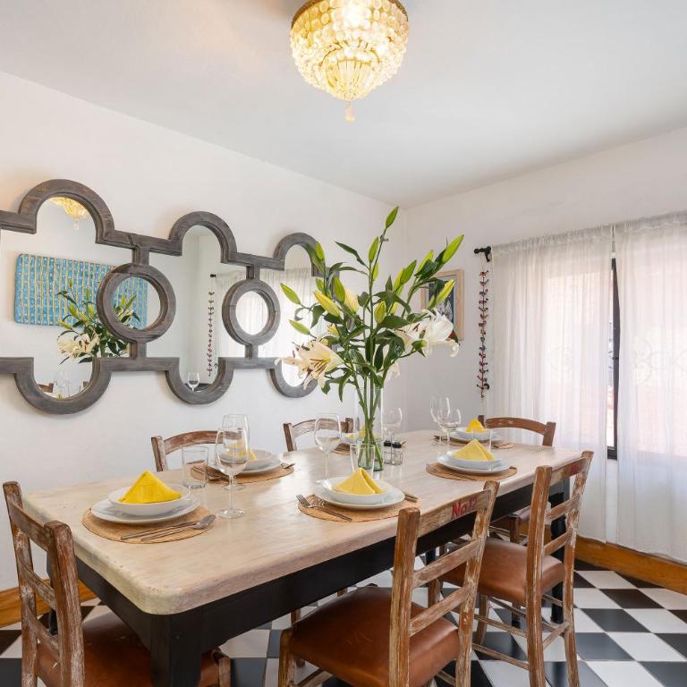 The Bird House, 2BR Artistic Retreat for Creatives in Centro San Miguel de Allende - Casa de 2 dormitorios - 2