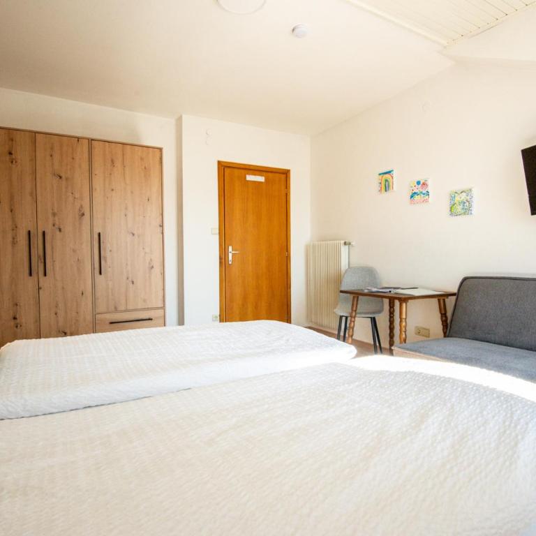 Strengen Guesthouse - Camera Matrimoniale con Bagno Privato Esterno - 3