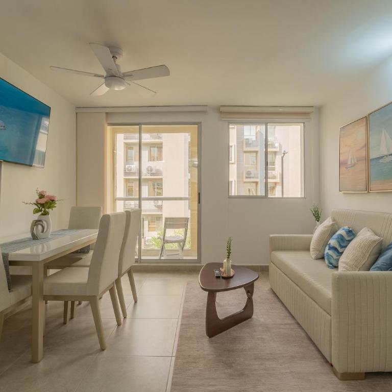 Escapada de Lujo Cerca de la Playa - Two-Bedroom Apartment - 2