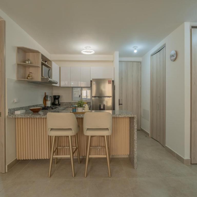 Escapada de Lujo Cerca de la Playa - Two-Bedroom Apartment - 5