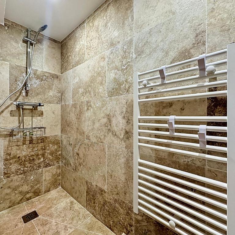 Newly renovated studio - Heart of Le Suquet - Appartement 1 Chambre - 3