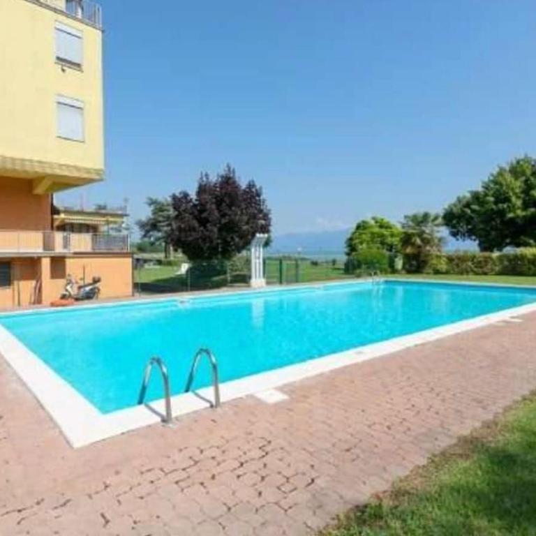 La Perla del Garda - Exclusive Lake & Pool Waterfront Residence - Two-Bedroom Apartment - 9