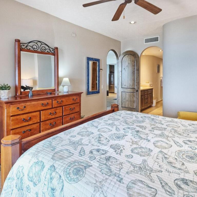Oceanfront Condo - Private beach access - Appartement 2 Chambres avec Balcon et Vue sur la Mer - 2