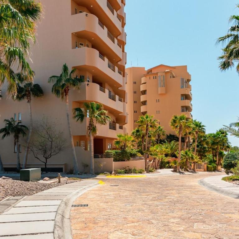 Oceanfront Condo - Private beach access - Appartement 2 Chambres avec Balcon et Vue sur la Mer - 6