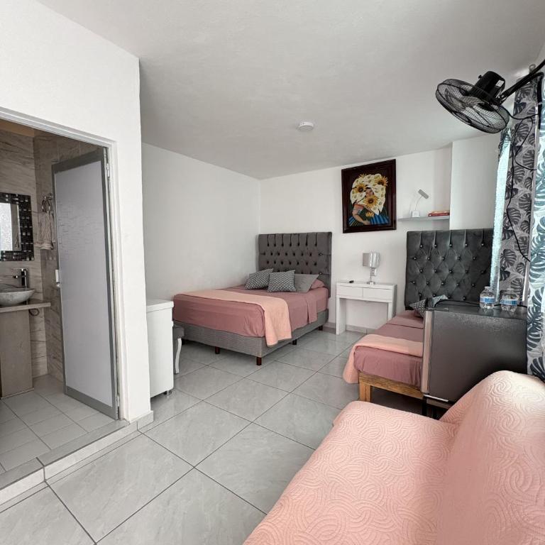 Casa Tulipanes - Classic Quadruple Room - 2