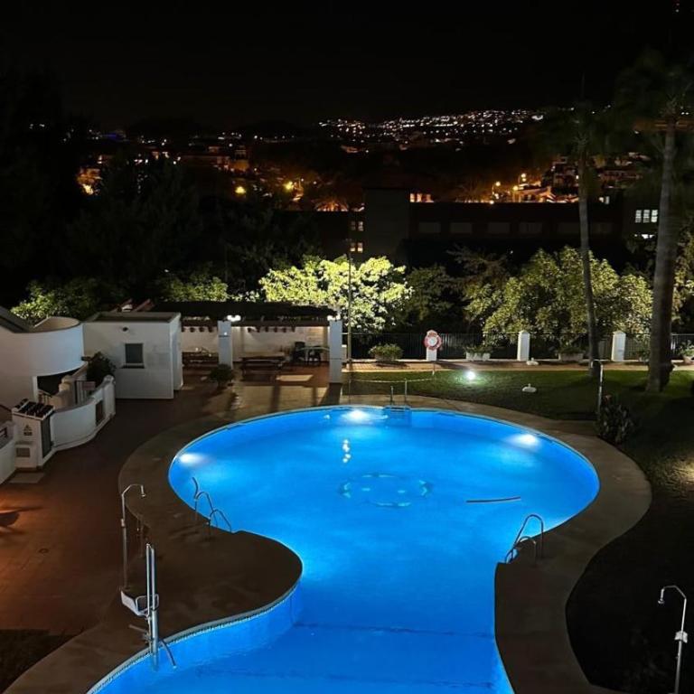 Pool-View Apartment with Terrace & Lift in Pueblo del Parque - Apartment mit 1 Schlafzimmer - 14