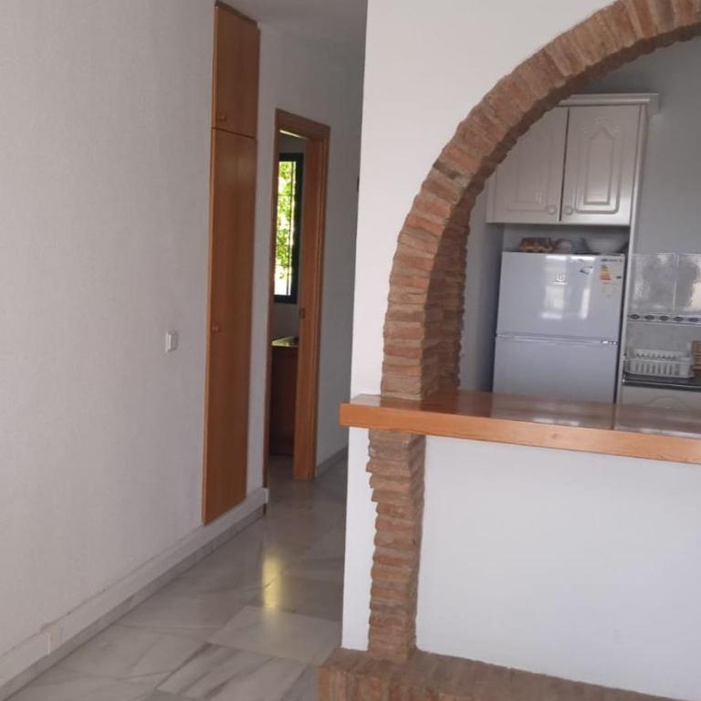 Pool-View Apartment with Terrace & Lift in Pueblo del Parque - Apartment mit 1 Schlafzimmer - 15