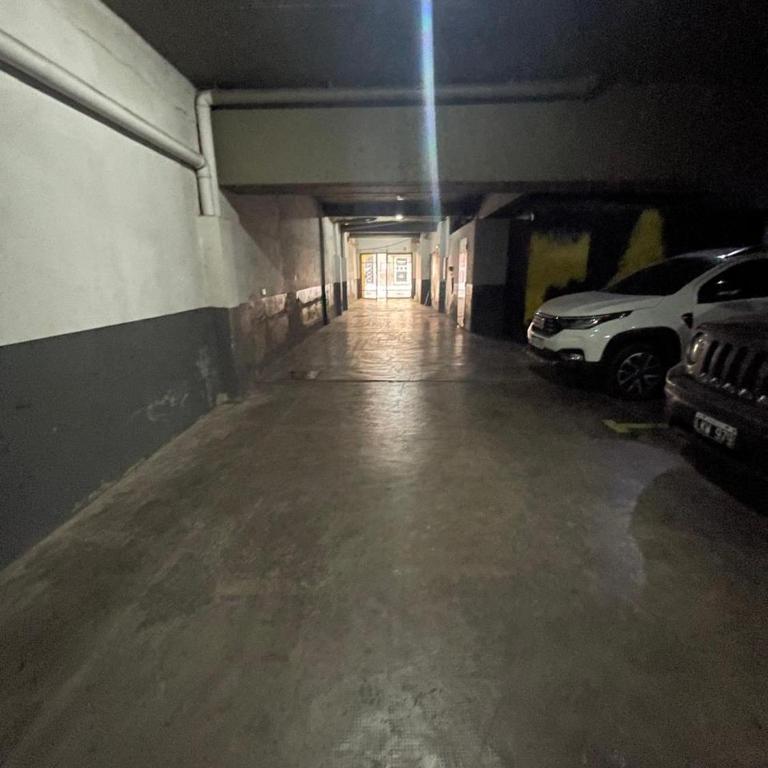 Shopping Abasto, cochera departamento , ideal familia 4 - Apartamento de 1 dormitorio - 17