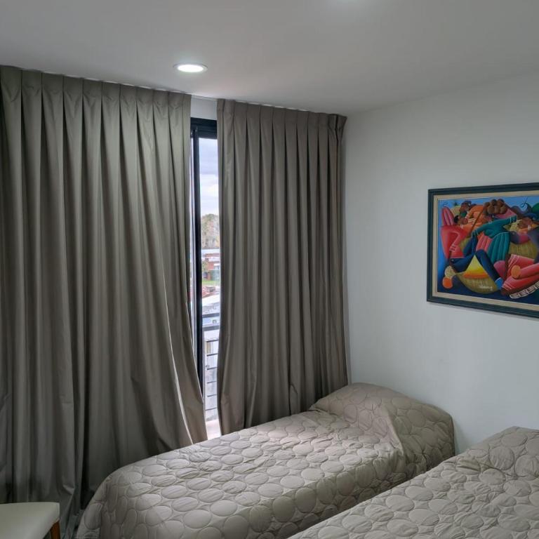 Departamento 3 ambientes, alquiler temporario en Escobar - Two-Bedroom Apartment - 3