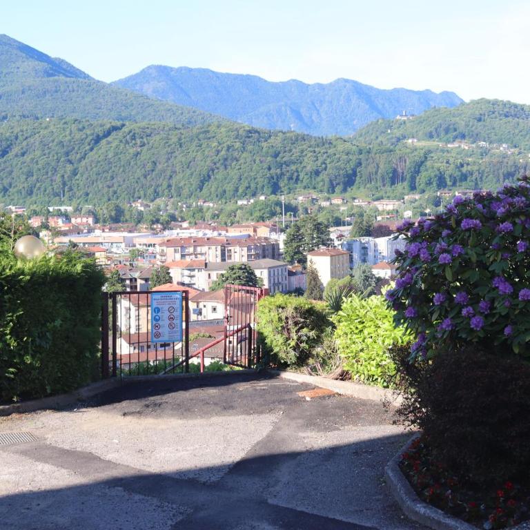 Residenza nel Verde con Piscina Vista Monti e Lago - Standard Apartment - 35