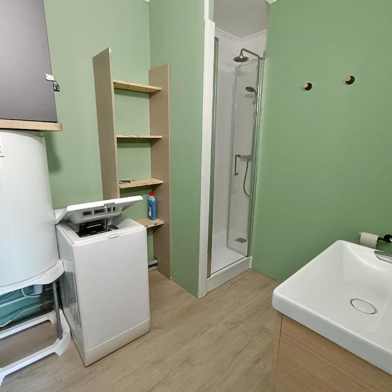 Juvana, T2, Ascenseur, centre Luchon - Apartamento de 1 dormitorio - 6