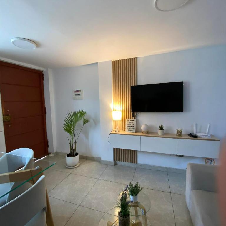 Relax Apartment - Two-Bedroom Apartment - 32