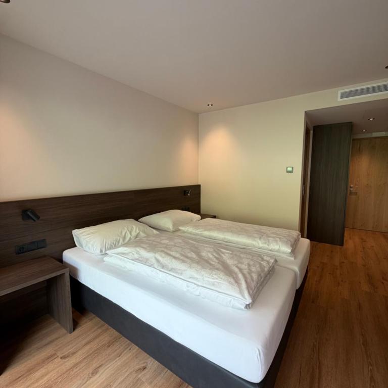 Hotel Harpf - Camera Familiare con Balcone - 4