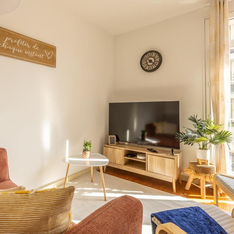 L'Instant Le Coq by PRIM0 C0NCIERGERIE - Three-Bedroom Apartment - 7