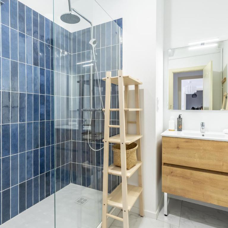 L'Instant Le Coq by PRIM0 C0NCIERGERIE - Three-Bedroom Apartment - 24