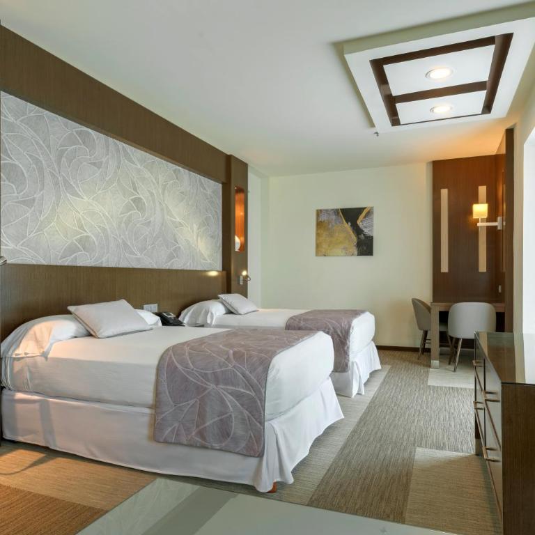 Riu Plaza Guadalajara - Executive Superior Twin Room Adults Only (Crown Level Access) - 4