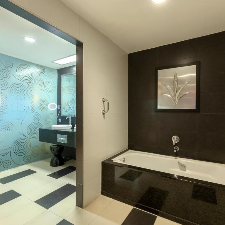 Riu Plaza Guadalajara - Suite (Crown Level Access) - 3