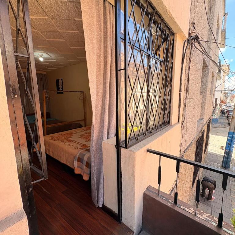 Aquí sito Nomas Es Cuenca - Habitación Triple con baño compartido - 6