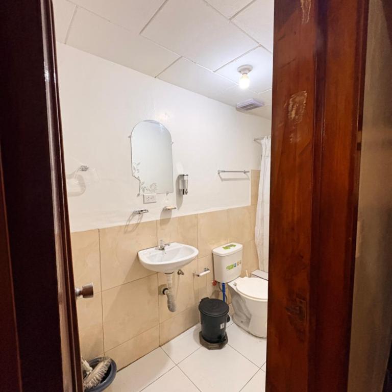 Aquí sito Nomas Es Cuenca - Habitación Doble con baño compartido - 8