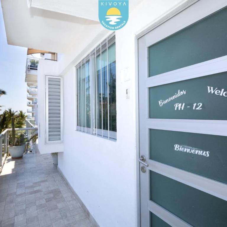 Terra 12 Penthouse Private Shallow Pool & Beach Access - Four-Bedroom Deluxe Apartment - 18
