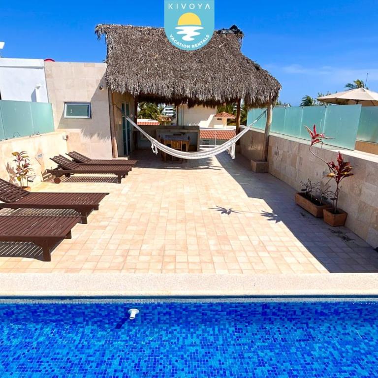 Terra 12 Penthouse Private Shallow Pool & Beach Access - Four-Bedroom Deluxe Apartment - 42