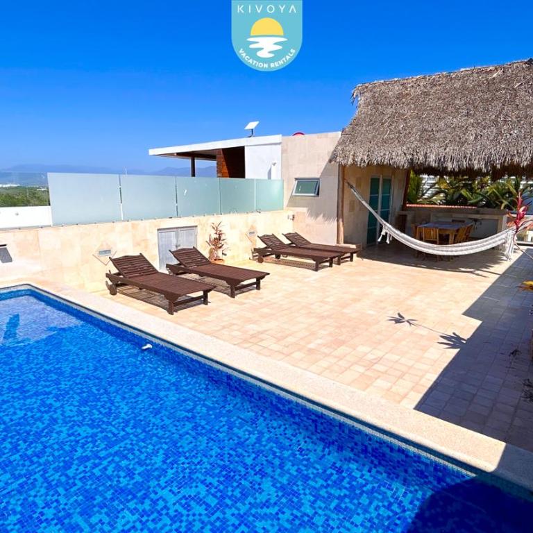 Terra 12 Penthouse Private Shallow Pool & Beach Access - Four-Bedroom Deluxe Apartment - 43