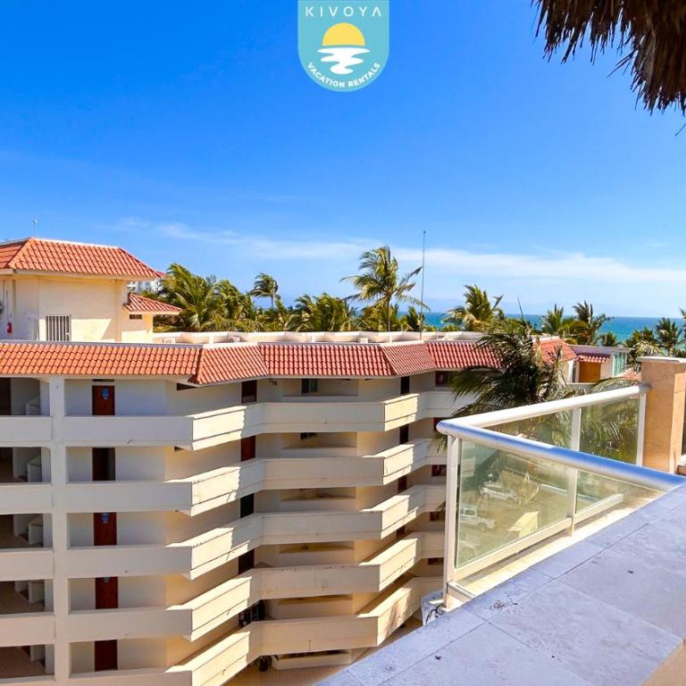 Terra 12 Penthouse Private Shallow Pool & Beach Access - Four-Bedroom Deluxe Apartment - 46
