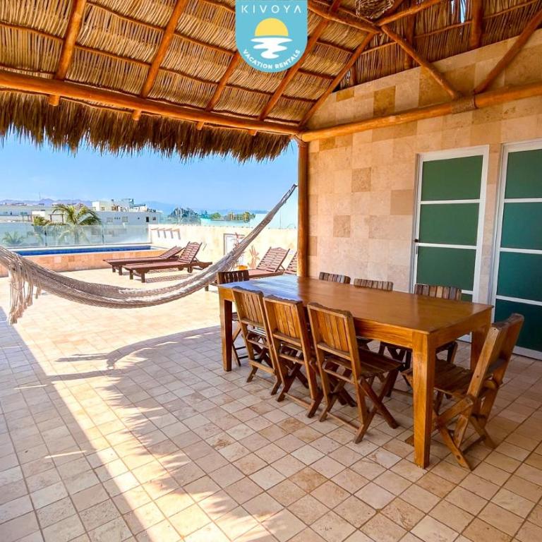 Terra 12 Penthouse Private Shallow Pool & Beach Access - Four-Bedroom Deluxe Apartment - 53
