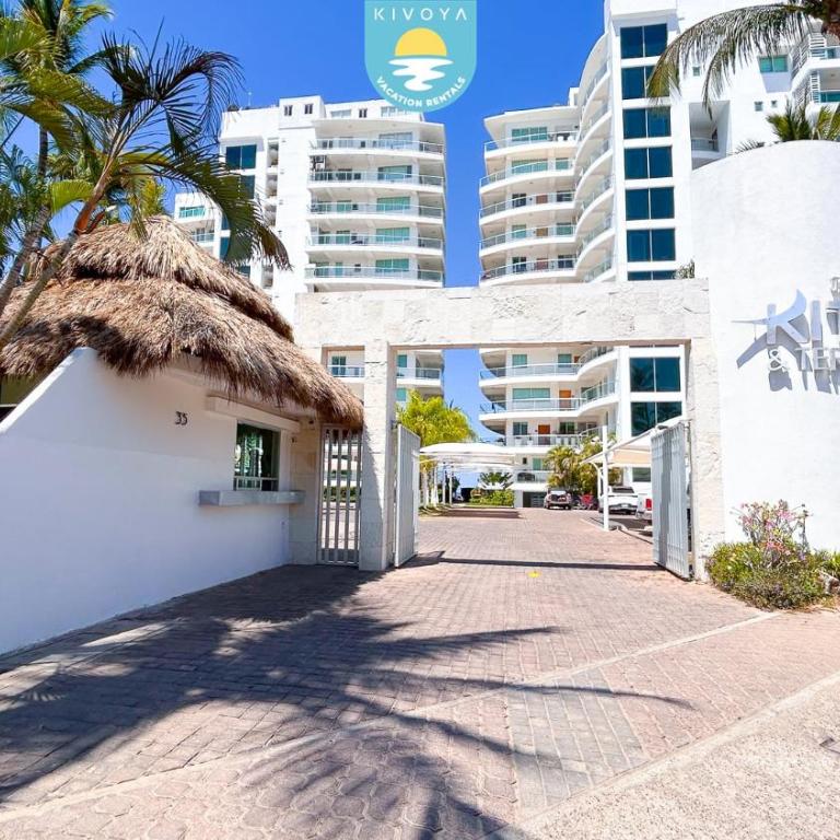 Terra 12 Penthouse Private Shallow Pool & Beach Access - Four-Bedroom Deluxe Apartment - 67