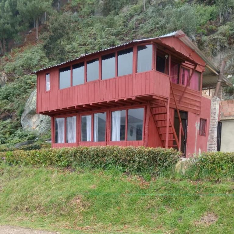 Madervill Hospedaje - Three-Bedroom Chalet - 1
