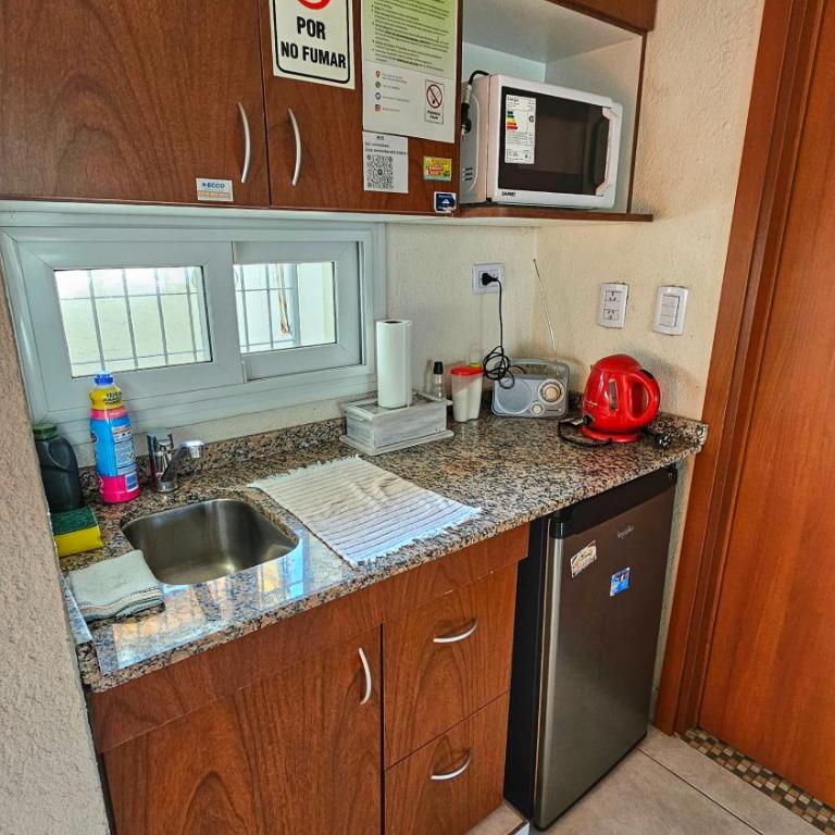 SUEÑO URBANO - Habitación Doble con baño privado - 1 o 2 camas - 15