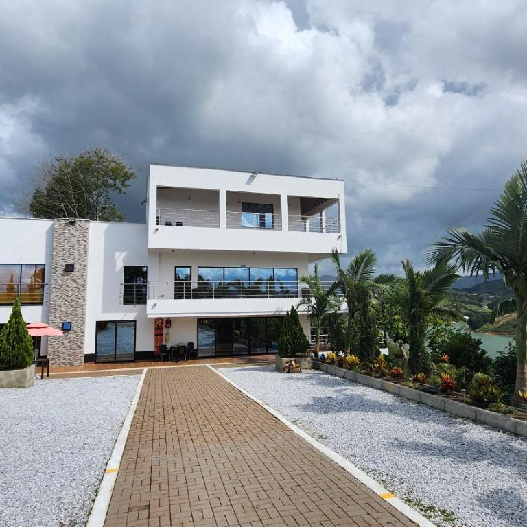 Private Villa El Peñol - Jacuzzi & Reservoir Views - Villa - 2